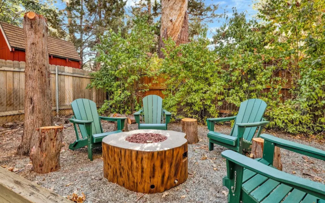 Highland Oaks Retreat #2492