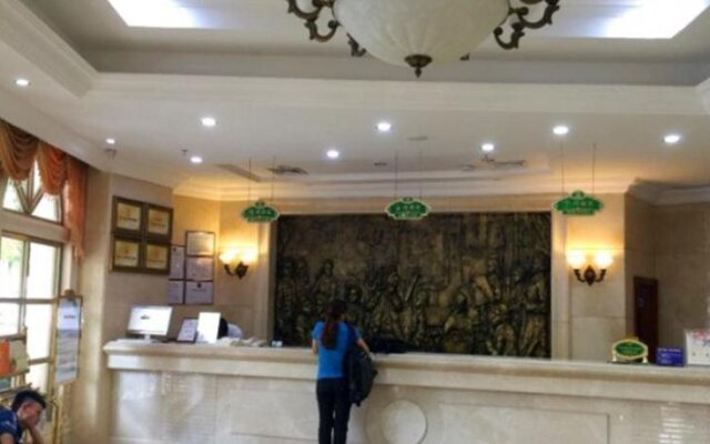 Vienna Hotel Guangdong Huizhou Maidi South Road