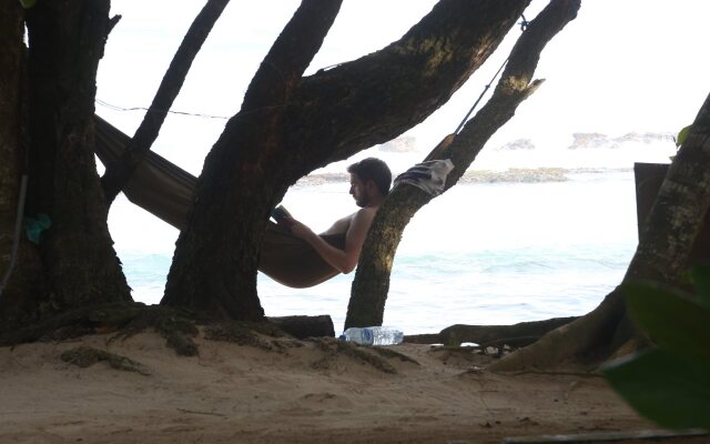 Surf Sea Breeze