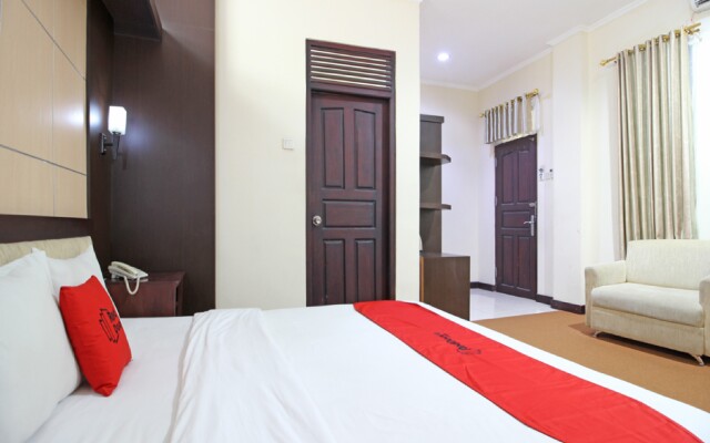 RedDoorz near Station Tugu Jogja