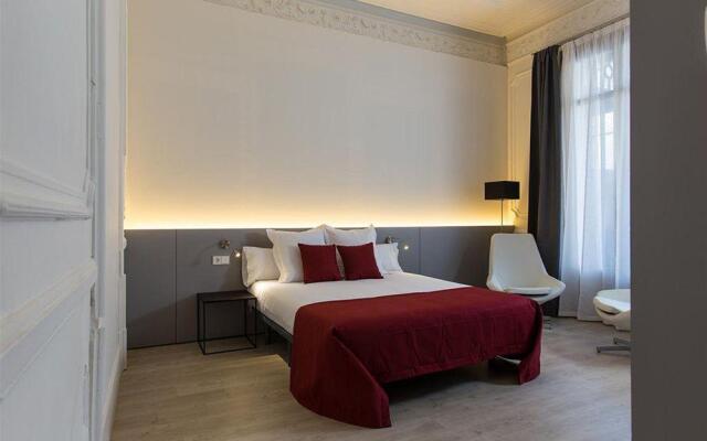 Izaila Plaza Catalunya