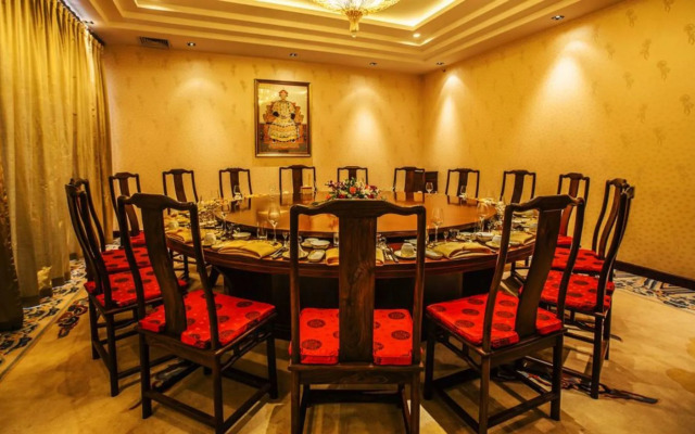 Imperial Palace Hotel