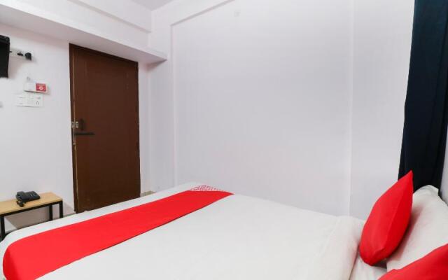 OYO 70859 Pallavi Nilayam