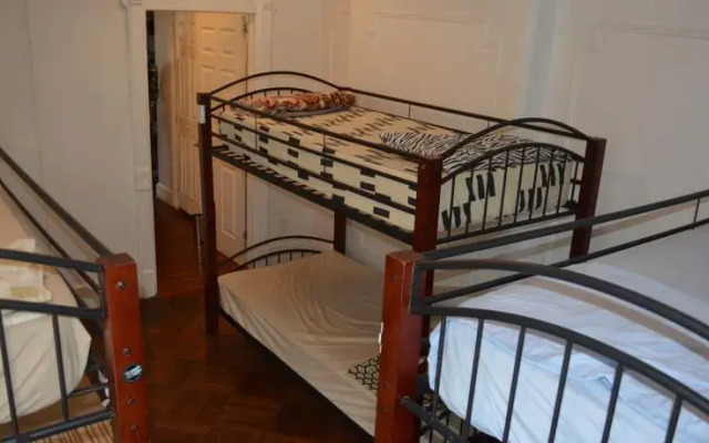 Urban International Life Hostel