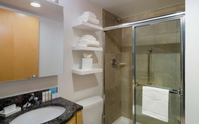 Garnet Inn & Suites, Orlando
