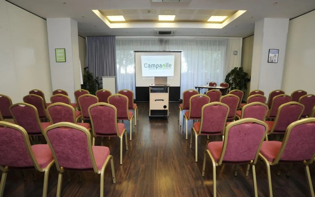 Travelodge BCN Cornella Fira