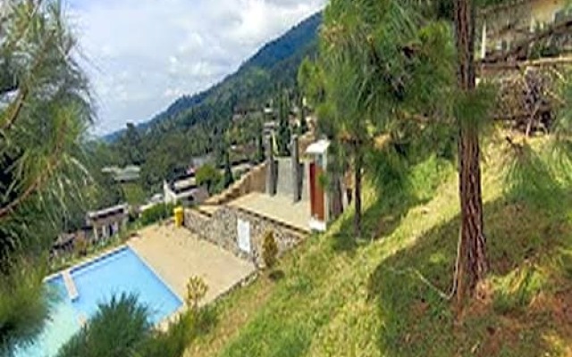 Adang Zecky Resort