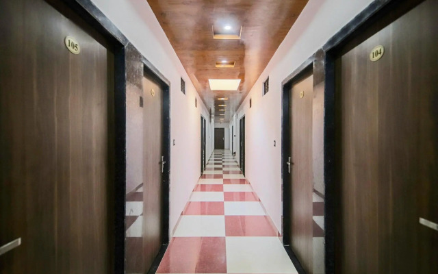 Hotel Jai Hind By OYO Rooms