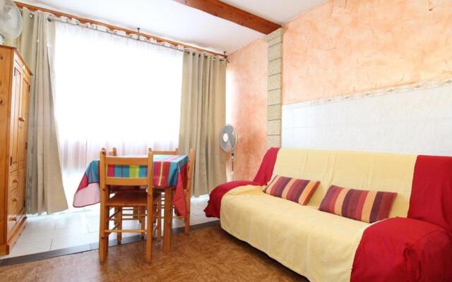 Appartement Balaruc-les-Bains, 1 pièce, 4 personnes - FR-1-553-48