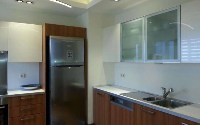 Julia Domna Apartments