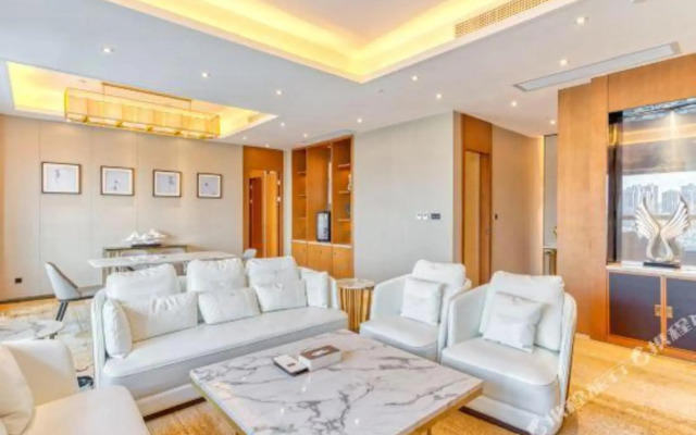 Foshan Park Lane Hotel (Qiandeng Lake)