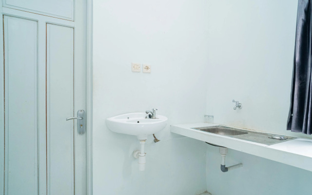 RedDoorz near Universitas Palangkaraya 2