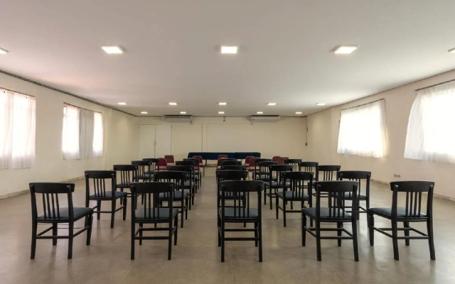 Carlton Express Italian Três Corações