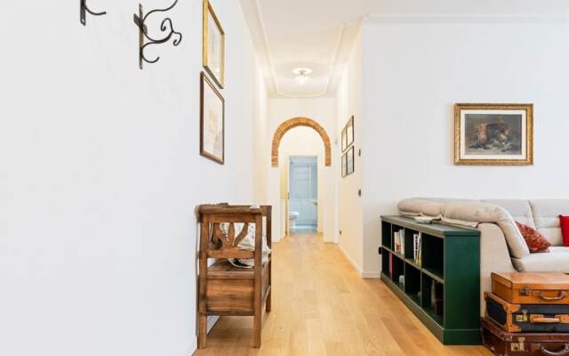 Veronetta Riverside Apartment