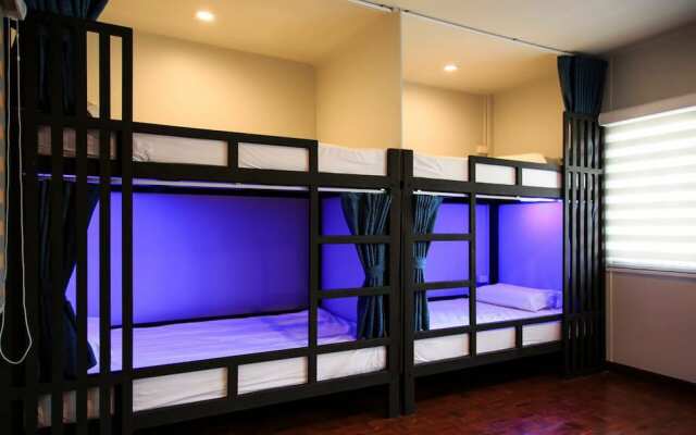 Yes Vegan Hostel Pattaya - Adults Only