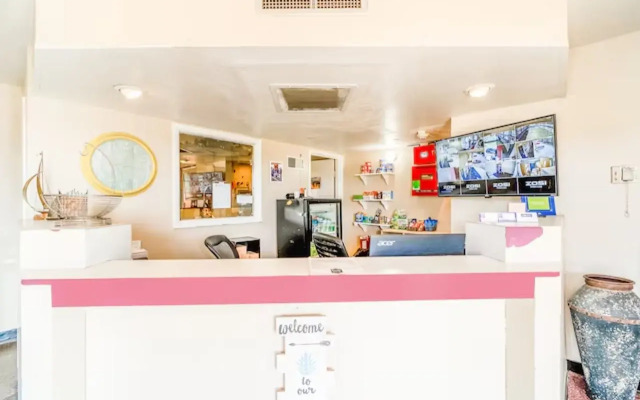 Castle Inn & Suites By OYO Chickasha