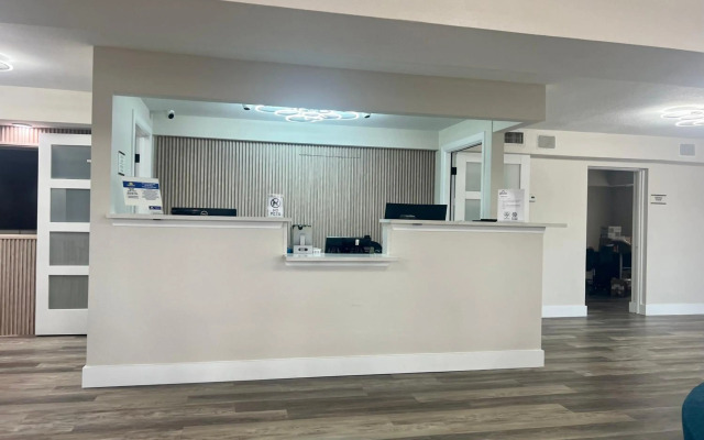 Quality Inn & Suites Orlando East - UCF Area