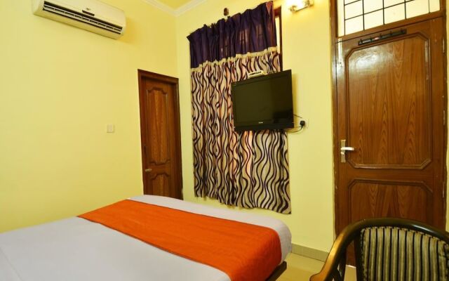 OYO 8073 Grand Residency