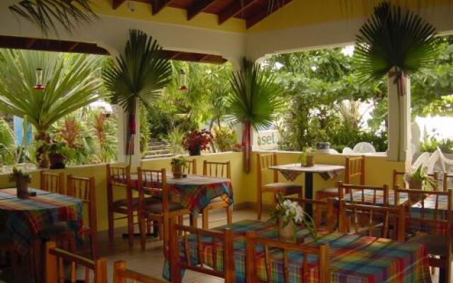 Sunset Bay Club & SeaSide Dive Resort