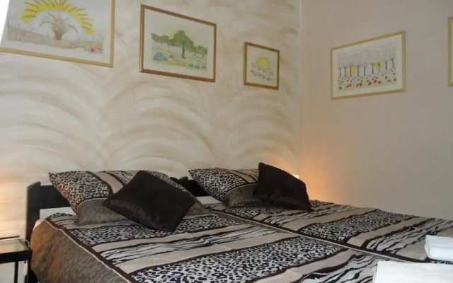 Hostel Morcic RI