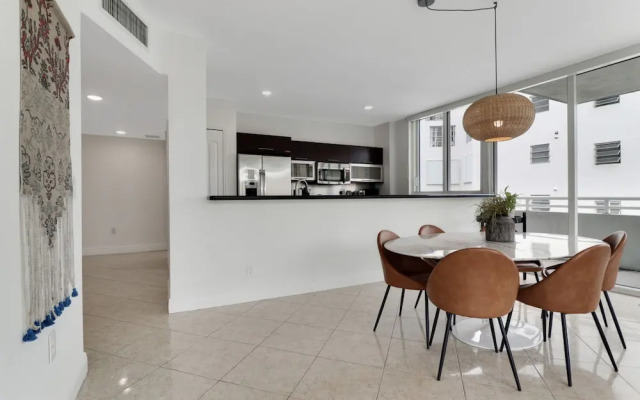 Roami at Sunny Isles