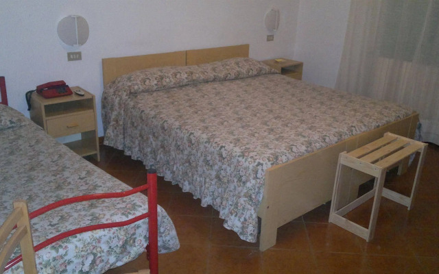 Hotel EUR