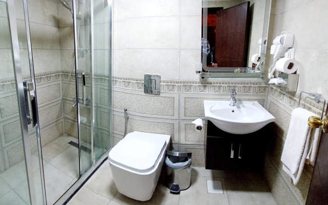 Hayat Zaman Hotel & Resort