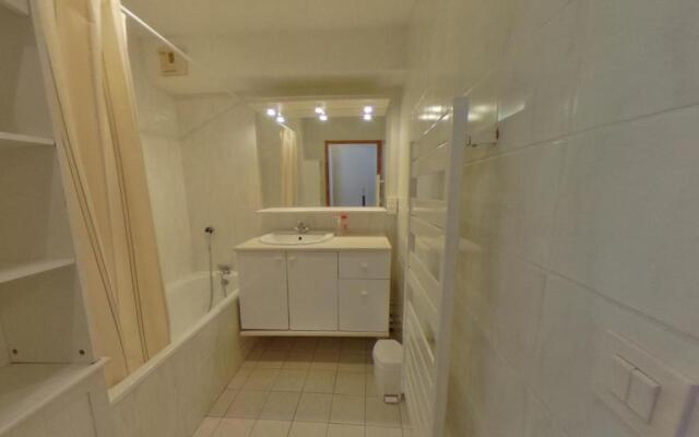 Appartement La Tania, 3 pièces, 7 personnes - FR-1-513-38