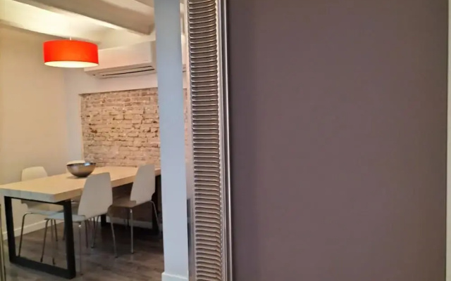 Montserrat Apartments by gaiarooms