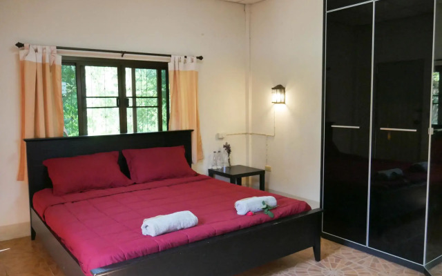 Microkosmos Guest House (Chiang Dao)