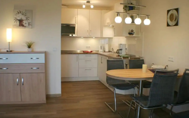 152 in the Trafalgar House