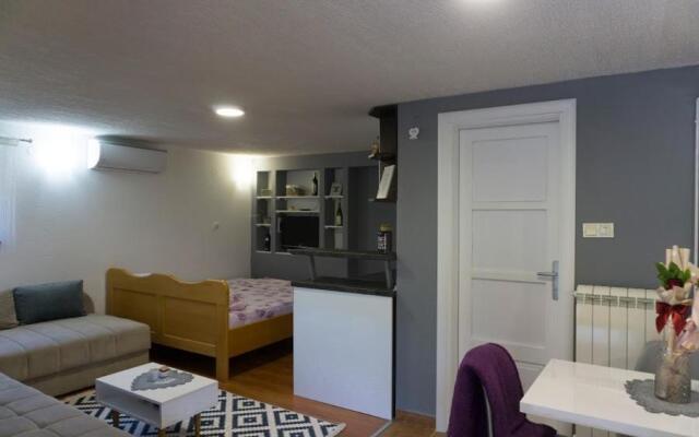 Apartments Ena