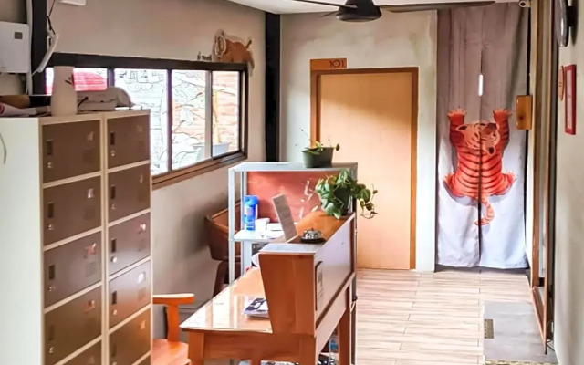 RedDoorz Syariah At Tibra RSWBox Ciawi