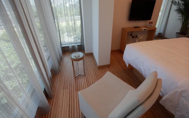 H-Hotel Riverside