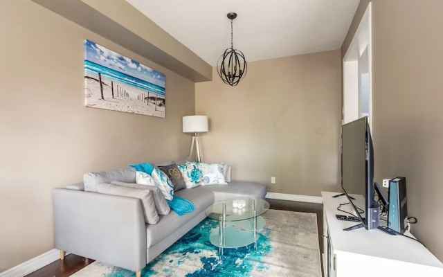 GLOBALSTAY. Luxury 3BR Townhomes with HOT TUB, Gym, BBQ