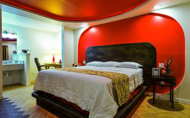 Romantic Inn & Suites