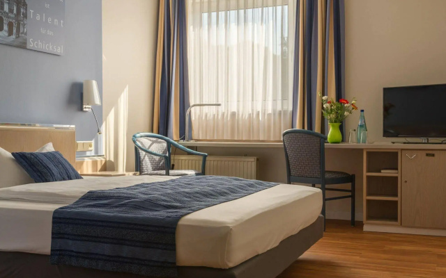 NOVALIS Hotel by AURUM Dresden