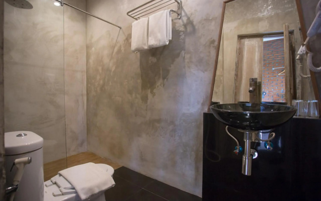 Bali Breezz Hotel