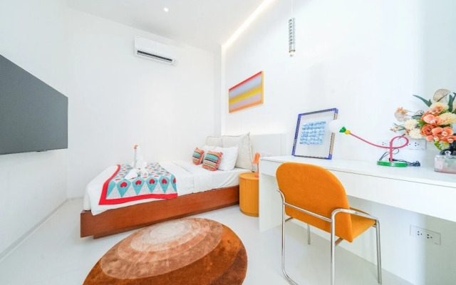 Pool villa with slide karaoke kitchen