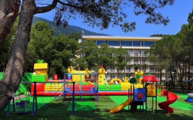 "Wellness Park Hotel Gagra" 5* All Inclusive