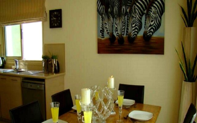 Amadora Luxury Villas