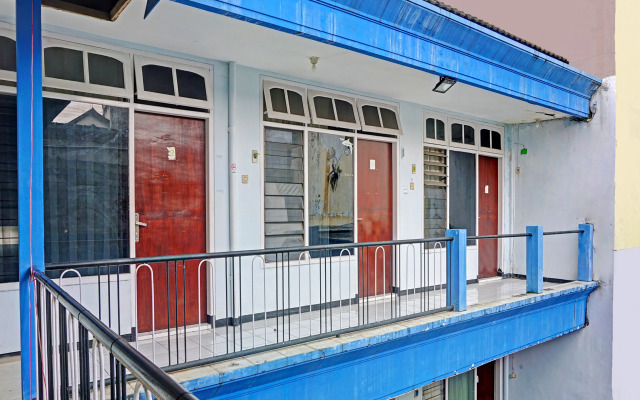 SPOT ON 1711 Serayu Sumbersari Residence