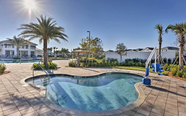 Resort Getaway w/ Patio: 6 Mi to Disney Parks!