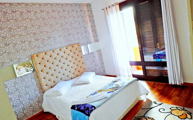 Knorr Ville Resort