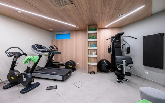 Airport Hotel
