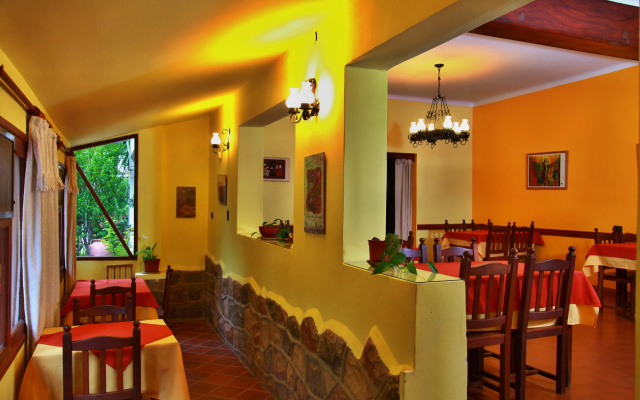 Hosteria los Abrojos