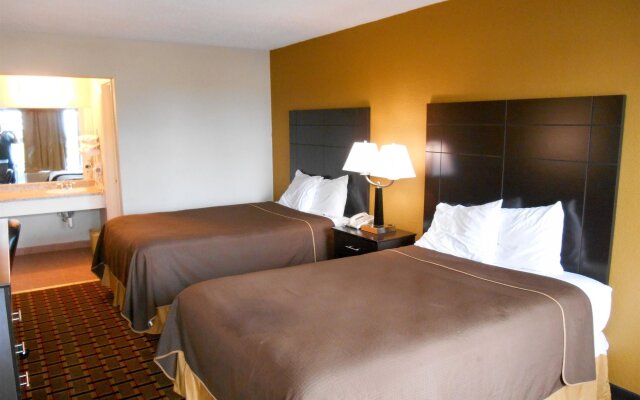 Super 7 Inn