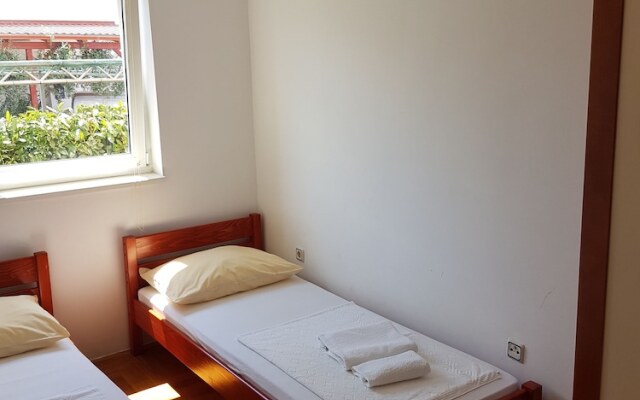 Apartments Dunja Malinska