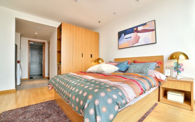 Landsea Apartment Downtown Branch