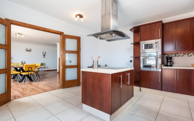 2 Charming Villa,Huge Terraces,Pool,Garden,Seaview